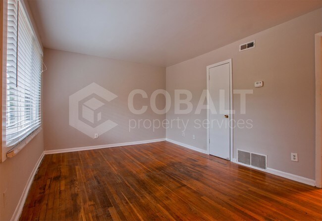 Building Photo - 1164 Alta Ave NE