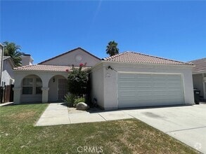 Building Photo - 748 Ashley St