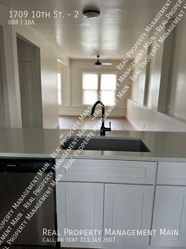 Foto del edificio - 1709 10th St