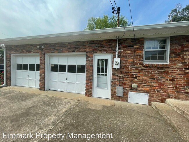 Building Photo - 3 br, 2 bath House - 933 Harris Drive