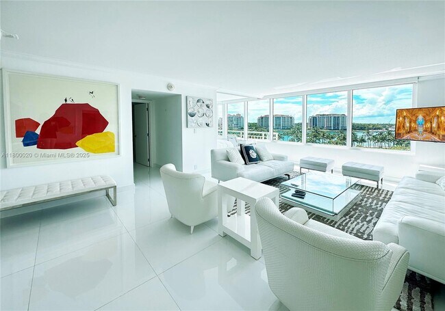 Foto del edificio - 400 South Pointe Dr