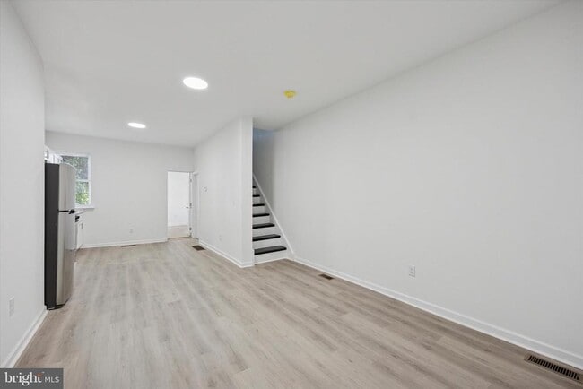 Foto del edificio - 540 E Penn St
