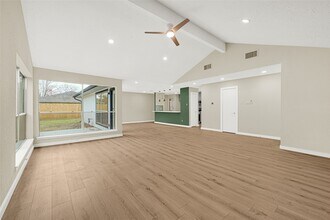 Building Photo - 6507 Paso Del Sol Dr