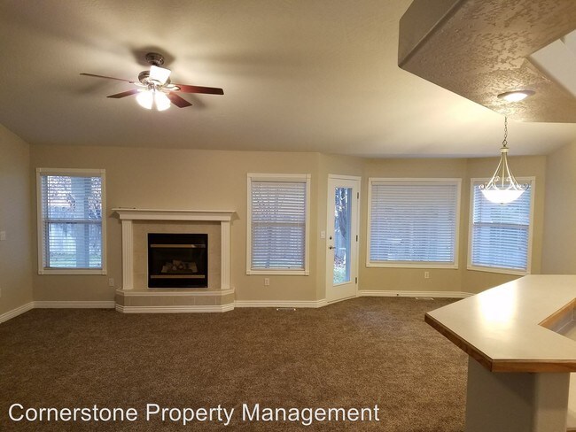 Foto del edificio - 3 br, 2 bath House - 2409 S. Wildrye Way