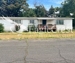 Building Photo - Three Bedroom, Two Bath Manufactured Home