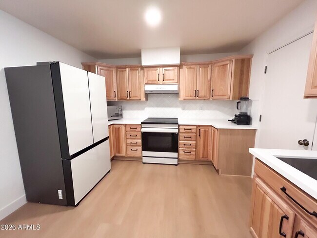 Foto del edificio - 1126 W Oxford Dr