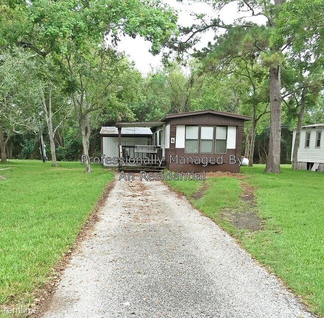 Foto del edificio - 3 br, 2 bath House - 2511 FM646 N Rd