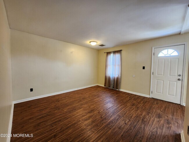 Foto del edificio - 11 Lincoln Ave