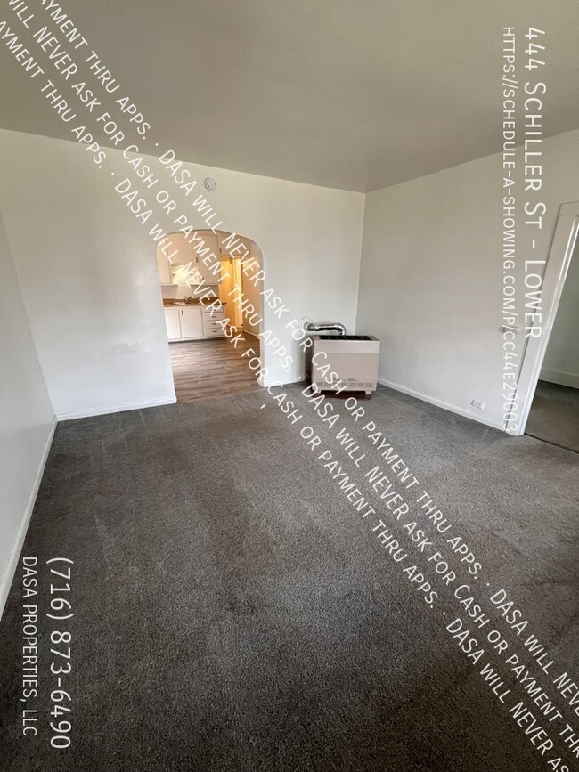 Foto del edificio - 444 Schiller St