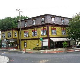 Primary Photo - 21 W Main St