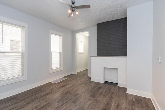Building Photo - 2149 Carrollton Ave
