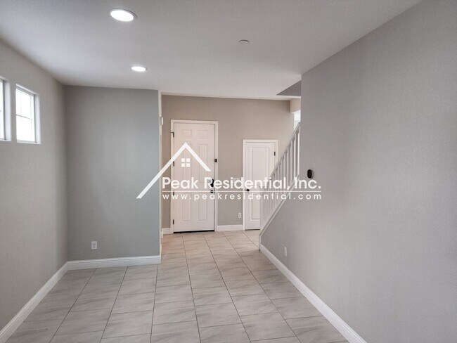 Building Photo - 3 br, 2.5 bath House - 286 Colner Circle