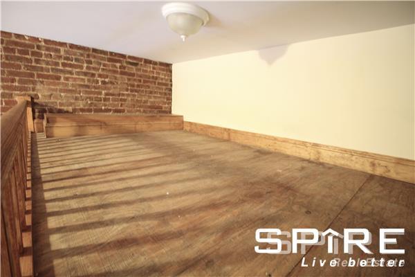 Foto del edificio - 133 W 74th St