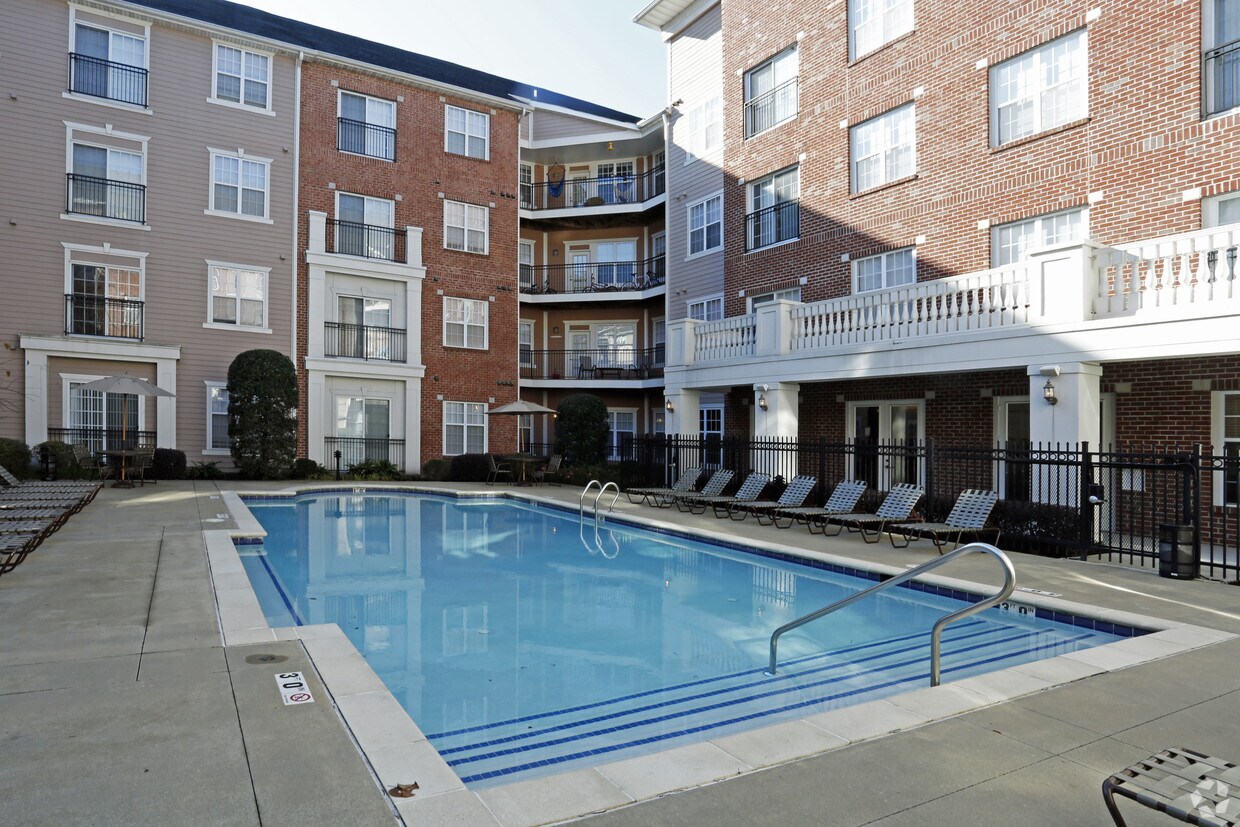 Alexander at Ghent Apartments - Norfolk, VA | Apartments.com