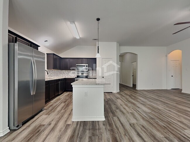 Foto del edificio - 1325 Rosedale Springs Ln
