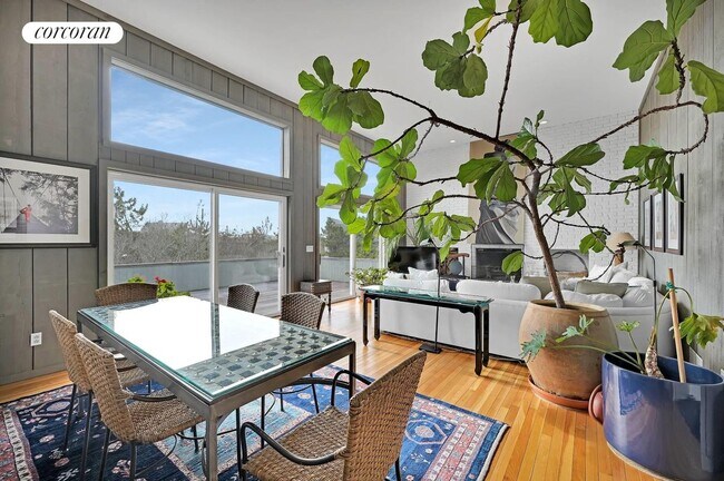 Foto del edificio - 48 Marine Blvd
