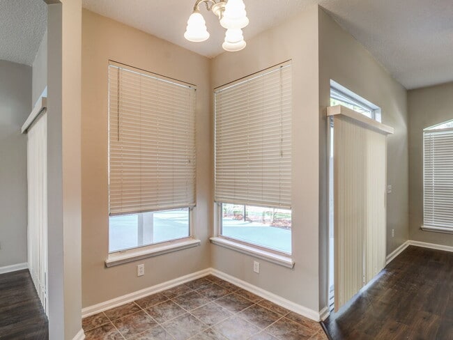 Building Photo - 412 Sparrow Branch Cir