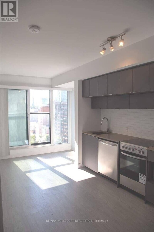 Photo du bâtiment - 181-181 Dundas St E