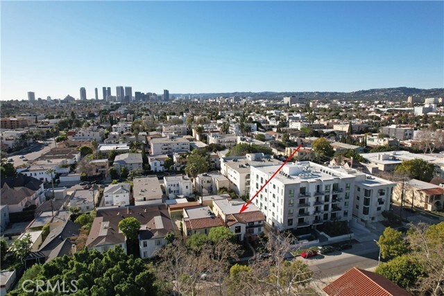 Foto del edificio - 915 Le Doux Rd