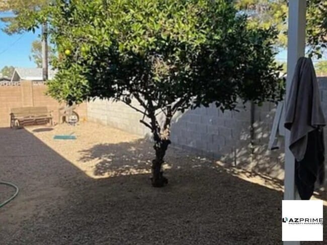 Foto del edificio - E Avalon Dr