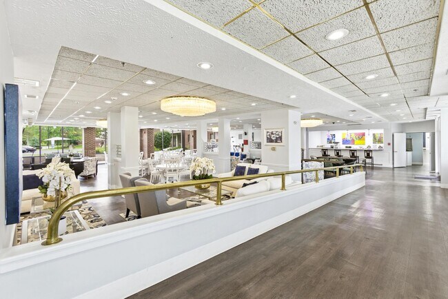 Foto del edificio - King's Reserve College Park 55+ Active Adult