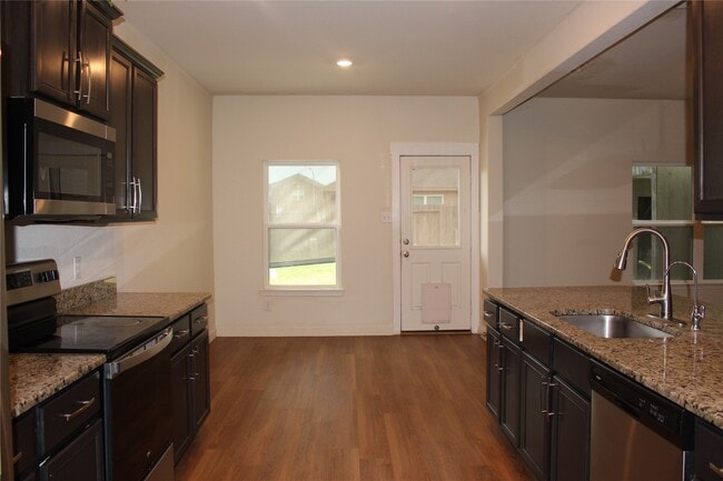 Building Photo - 7719 Vacek Meadows Loop