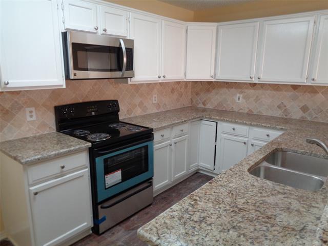 Building Photo - 2915 Sunset Point Ln