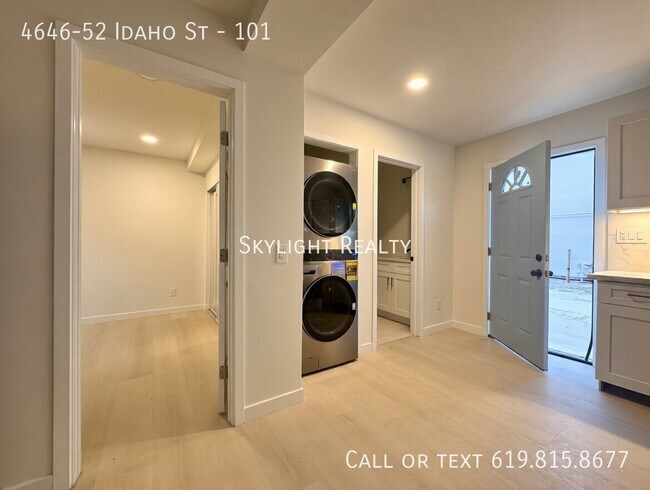 Foto del edificio - 4646-52 Idaho St