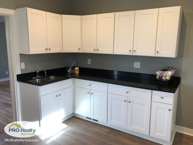 Foto del edificio - 3 Bedroom Home in St. Paul