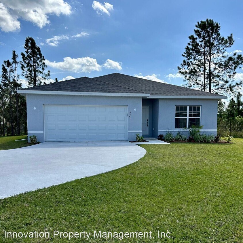4 br, 2 bath House 956 Derbyshire Drive House Rental in Kissimmee