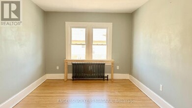 Building Photo - 5038 Huron St