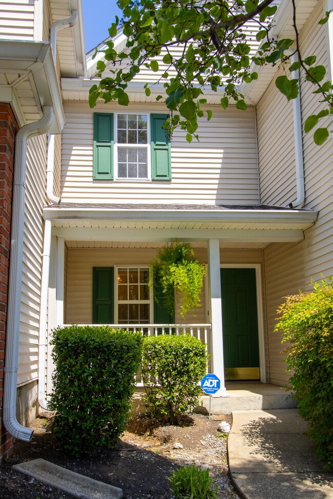 Building Photo - 2126 Nashboro Blvd