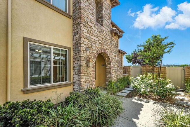 Foto del edificio - GORGEOUS 4+3 in Copperhill Area