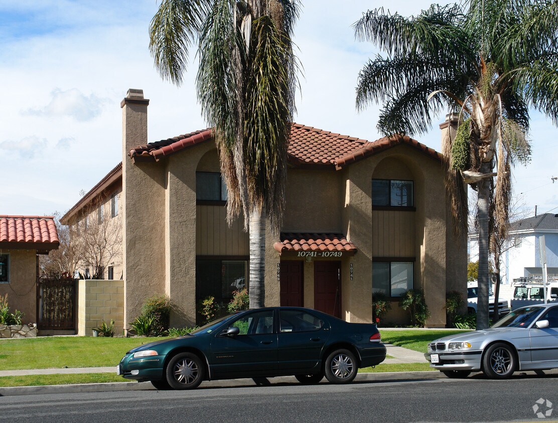 Foto del edificio - 10741-10749 Chestnut St