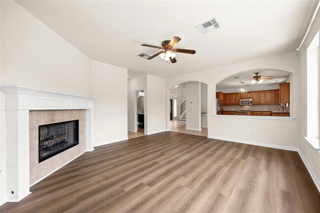 Building Photo - 3713 Turetella Dr