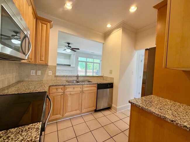 Foto del edificio - 19327 Beaufain St