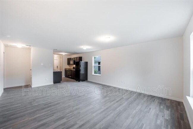 Building Photo - 1215 S Lenox St
