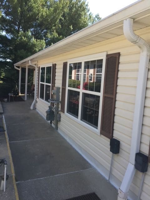 Building Photo - 1830 Vincenza Dr