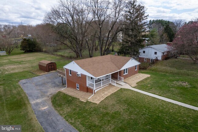 Foto del edificio - 1639 The Strand