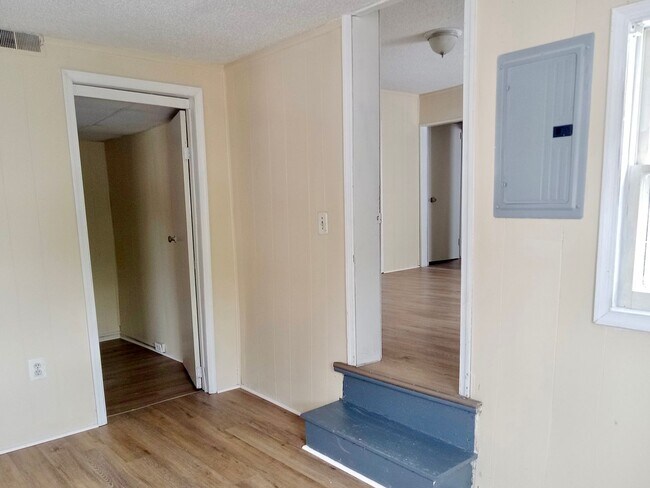 Foto del edificio - 26-28 E Pine St.