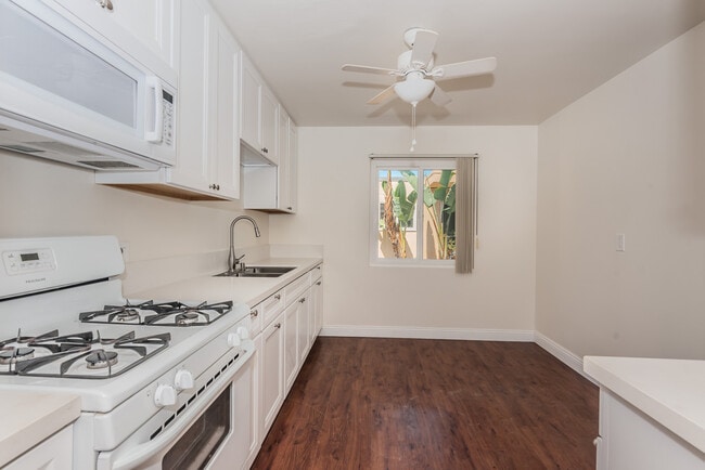 Building Photo - 4162 1/2 Alabama St