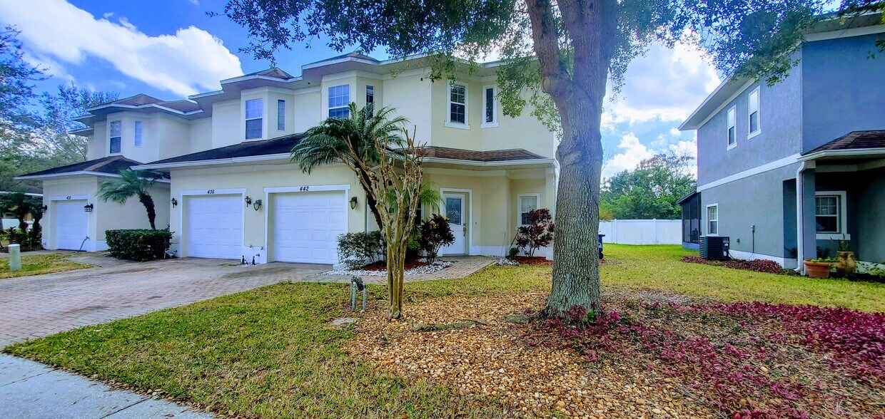 Foto principal - 442 Westpoint Garden Cir