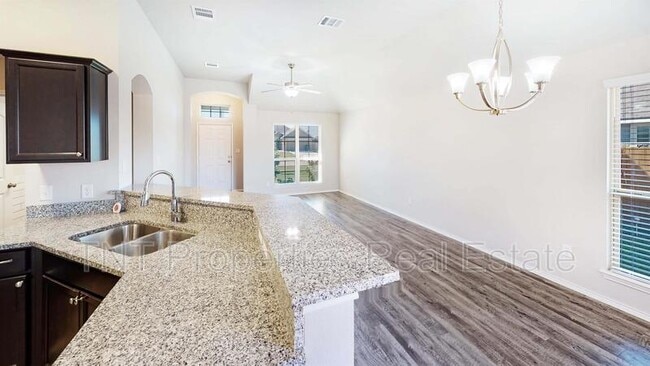 Foto del edificio - 812 Mockingbird St