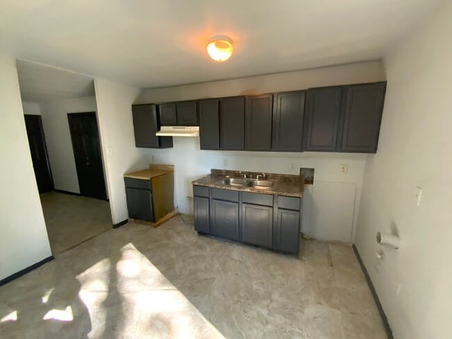 Foto del edificio - 1109 Koehn-