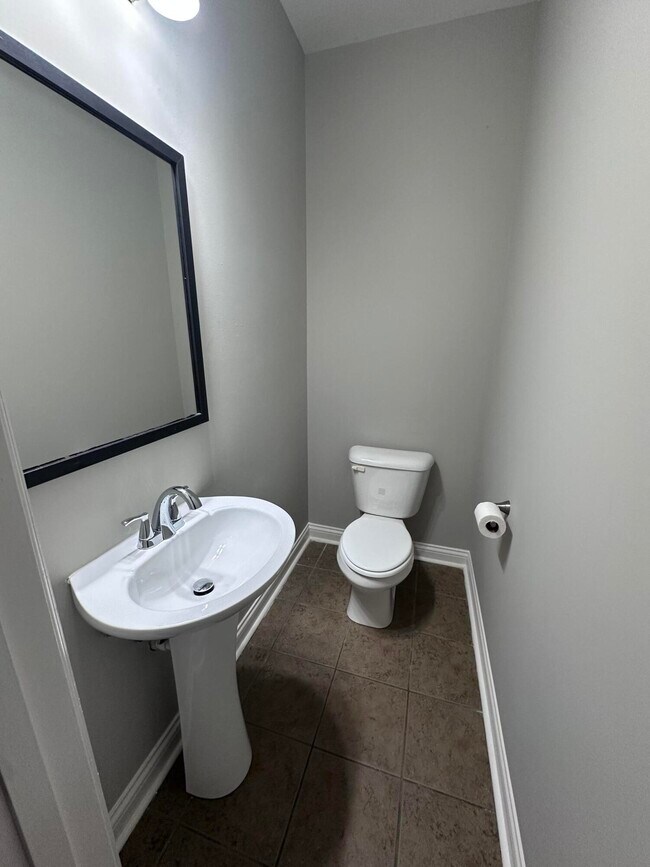 Foto del edificio - 209 Old Todds Rd