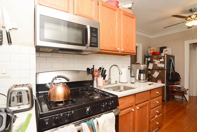 Foto del edificio - 2842 W Fletcher St