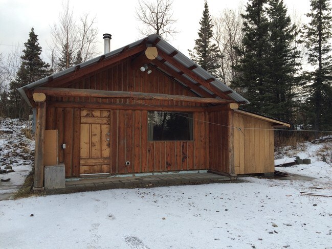 Building Photo - 5830 E Wolverine