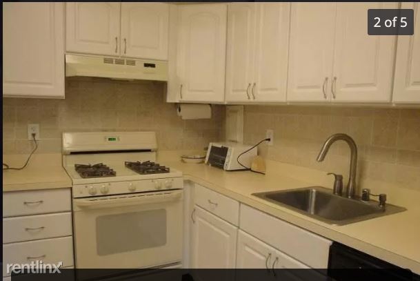 Foto del edificio - 6008 Westchester Park Dr
