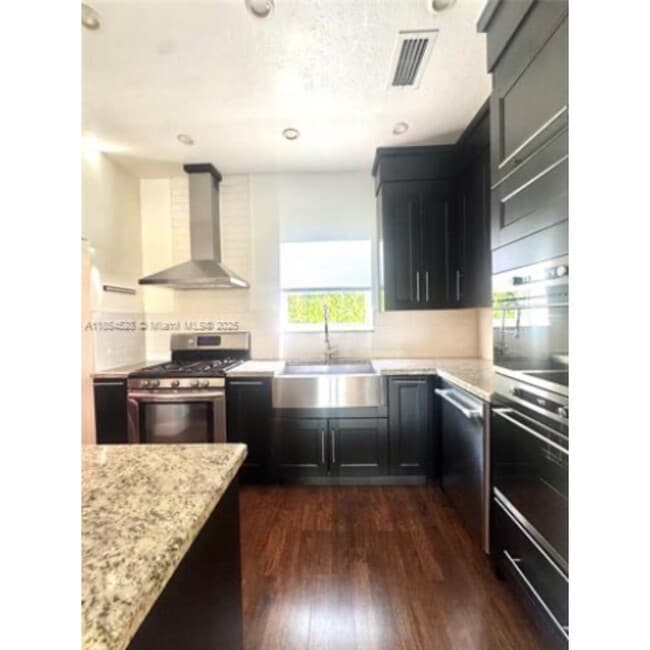 Foto del edificio - 1700 SW 16th Ter