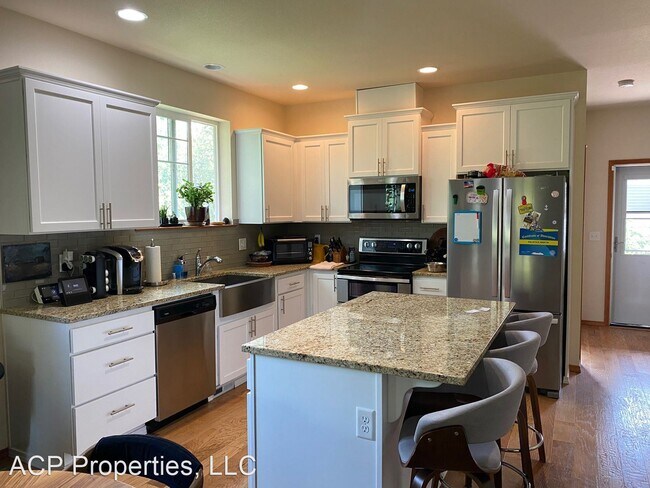 Foto del edificio - 3 br, 2 bath House - 4229 Fuchsia Dr. #47